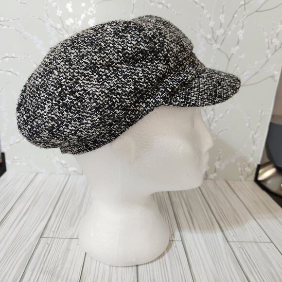 David and Young Black & White Tweed Metallic Gold Newsboy Cap Women's OS - Picture 1 of 9